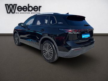 Volkswagen Tiguan - 12