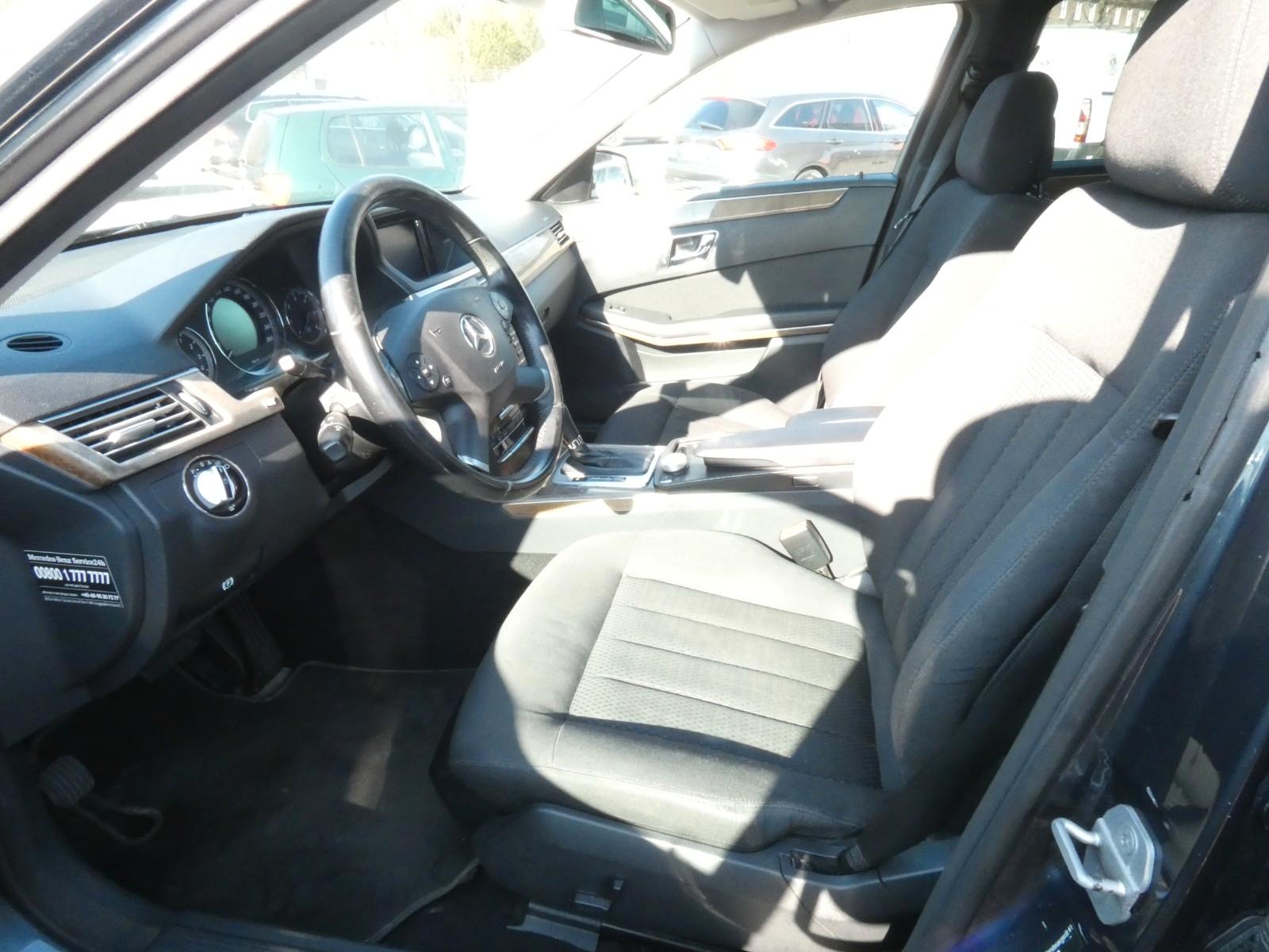 Mercedes-Benz E 220 E Limousine E 220 CDI BlueEfficiency