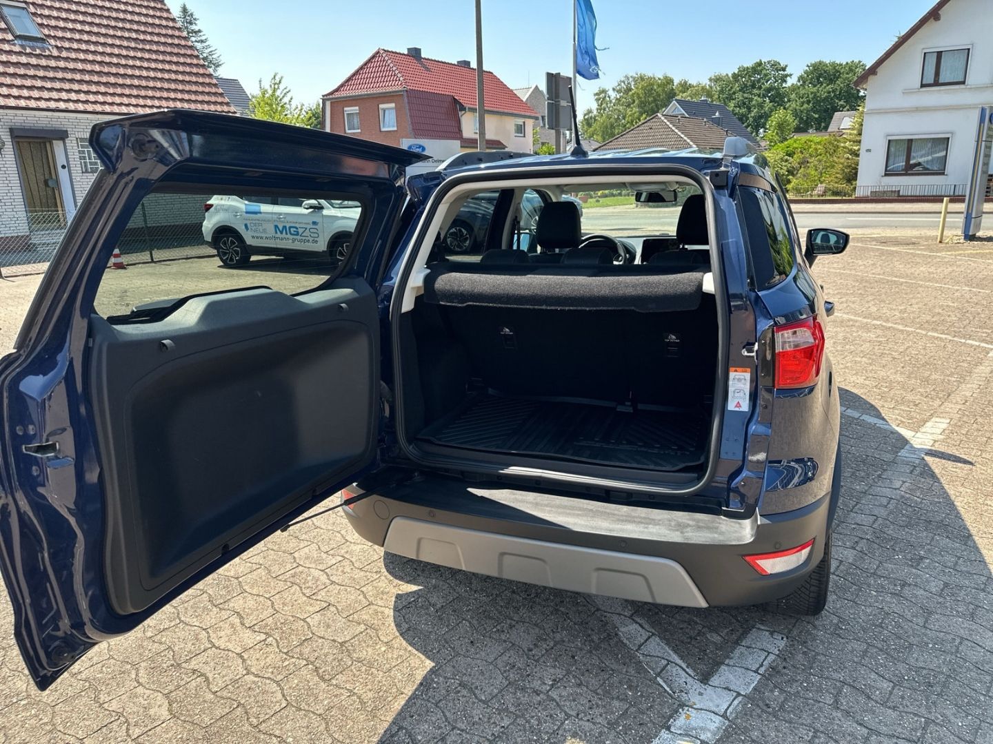 Fahrzeugabbildung Ford EcoSport Titanium 1.0 EcoBoost EU6d LED DAB Wint