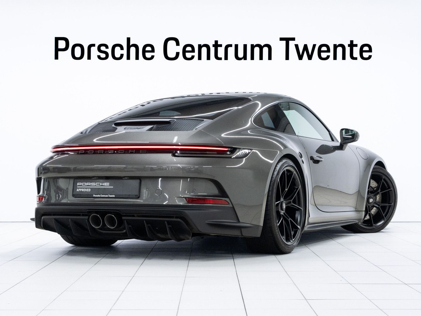 Porsche 992 GT3 Touring imagem 3