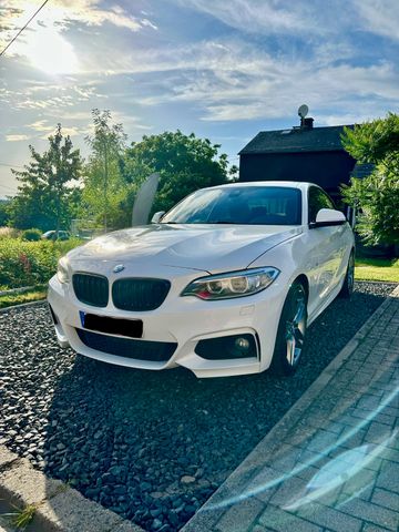 BMW 220i Coupé M Sport