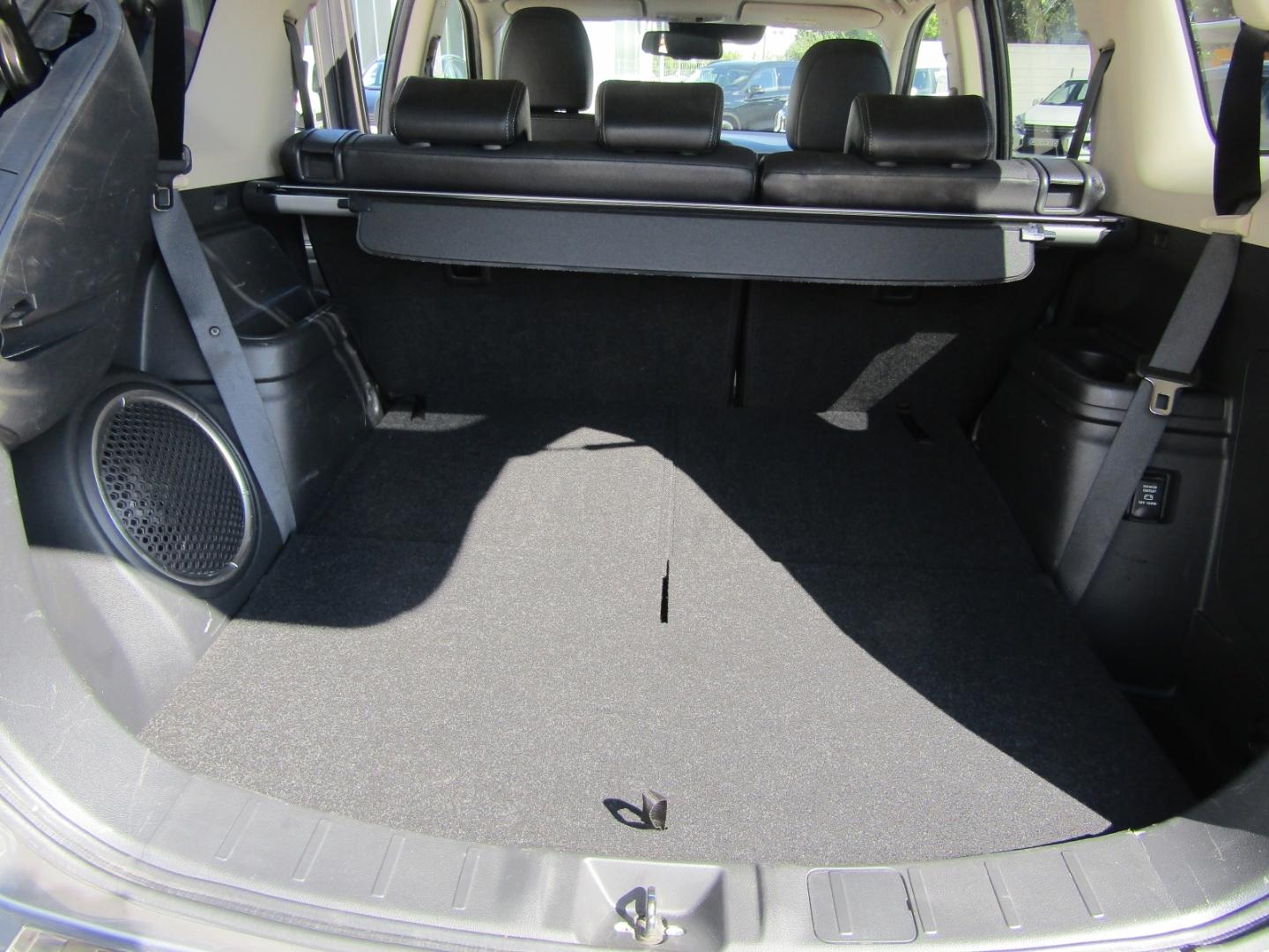 Mitsubishi Outlander Top 4WD 7-SITZER AUTOMATIK KAMERA NAVI