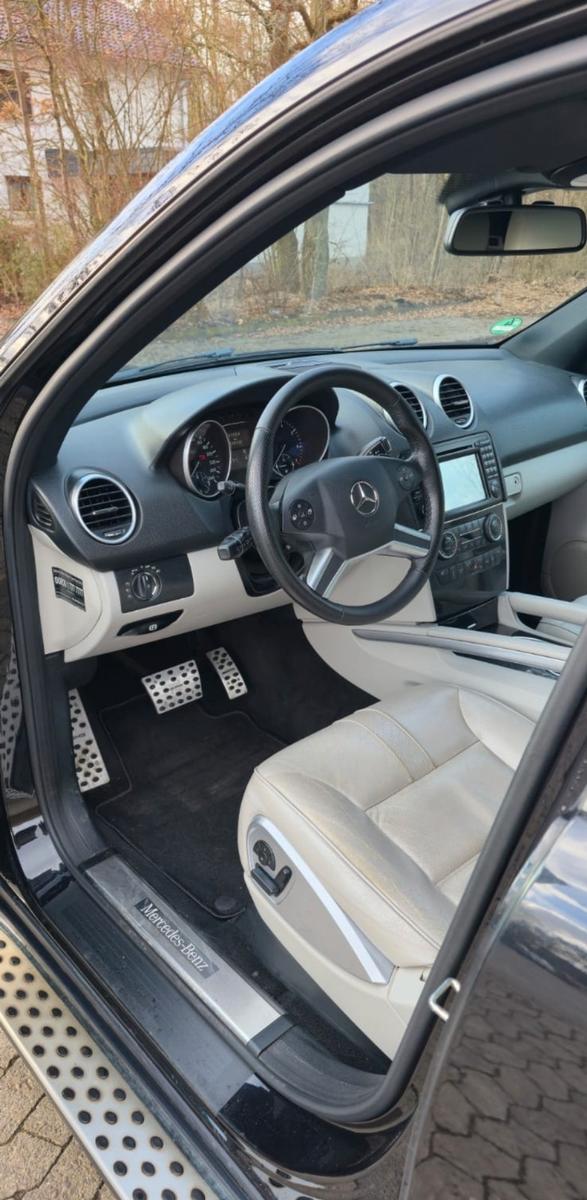 Mercedes-Benz ML 500 4MATIC - AMG Line 