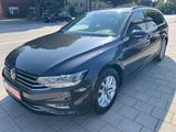 Volkswagen Passat Variant *Keyless*LED*ACC*Klimaaut*Navi* - Volkswagen Passat Variant in Kiel