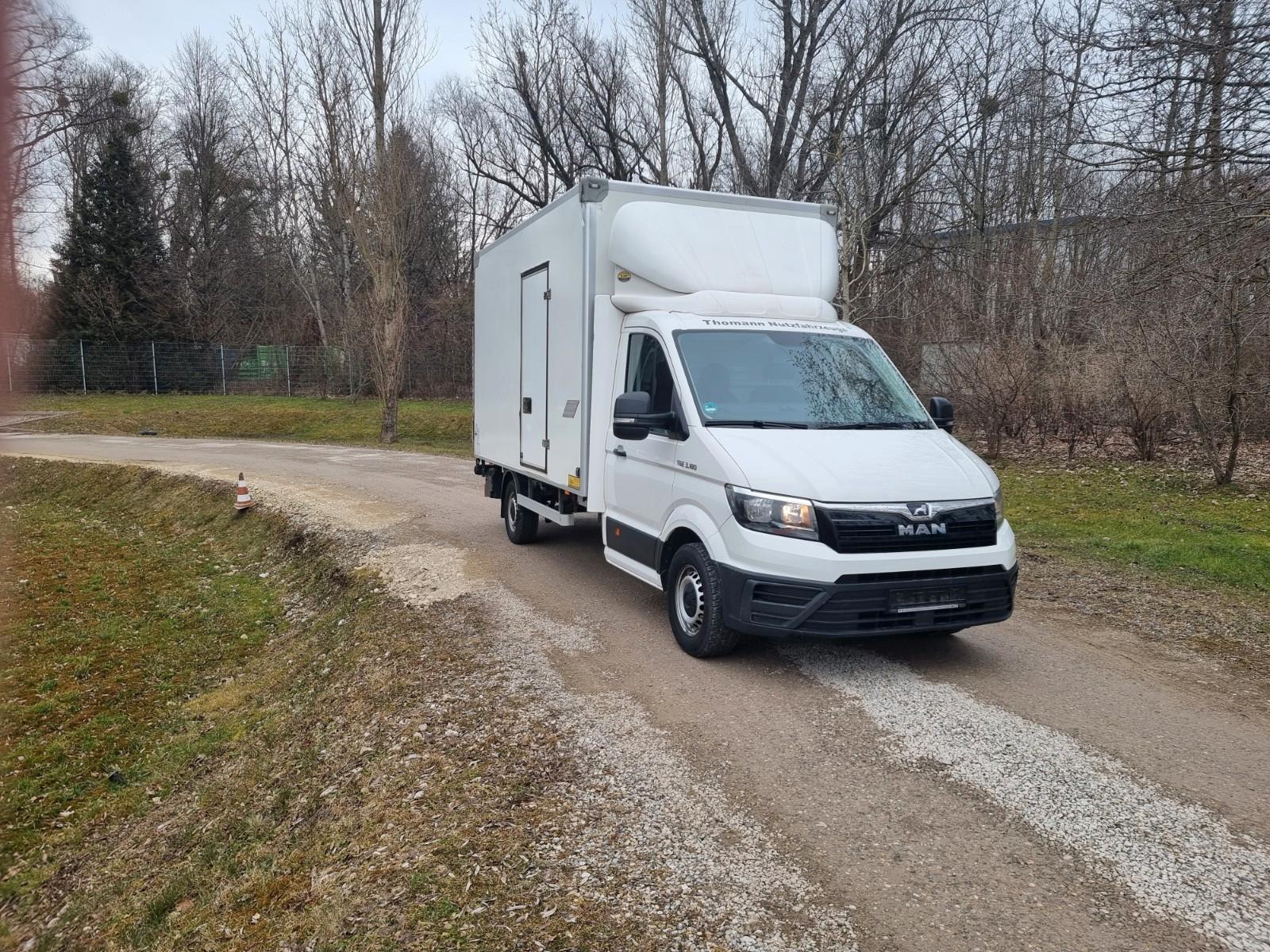 MAN TGE 3.180  Kofferaufbau mit LBW ,Klima