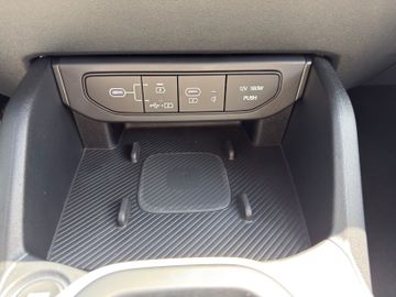 Kia K4 1.6T DCT7 GT-Line 360 Nav Memory 18" Glasdach