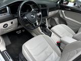Volkswagen Tiguan Allspace Highline 4M 7-Sitzer PANO CarPla - VW Tiguan Allspace Gebrauchtwagen in Hamburg