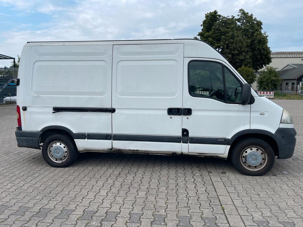 Opel Movano