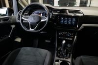 Volkswagen Touran 1.5TSI DSG Highline AHK Pano Rkam Keyless
