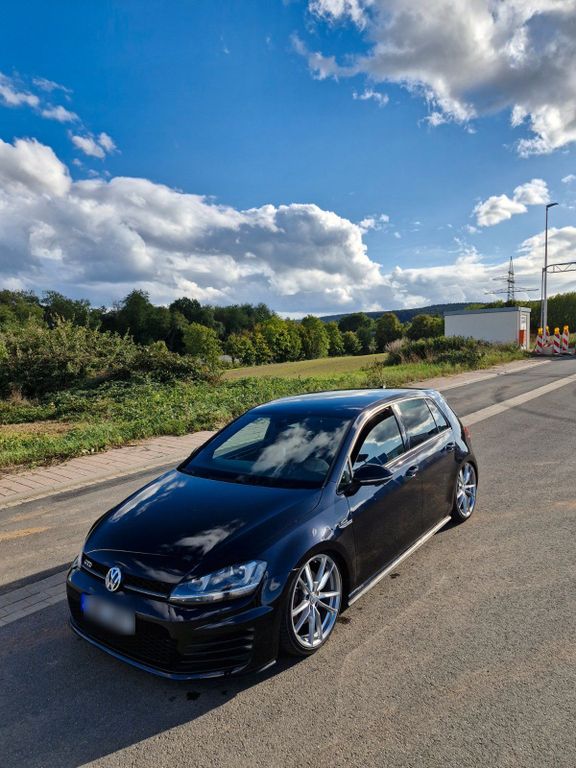 Image of Volkswagen Golf