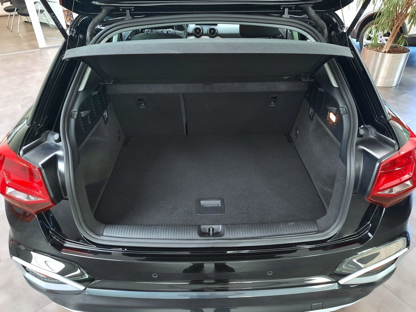 Fahrzeugabbildung Audi Q2 TFSI advanced S-tronic*Cam*PDC*Sitzhg*ACC*App