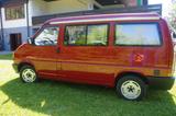 Volkswagen T4 California - rote Volkswagen T4 California
