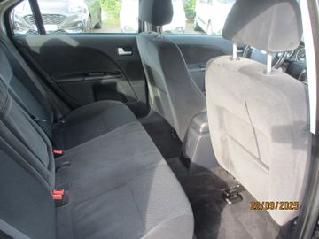 Ford Mondeo Ghia  Sitzh.+ Beh.WSS + Klimaauto.