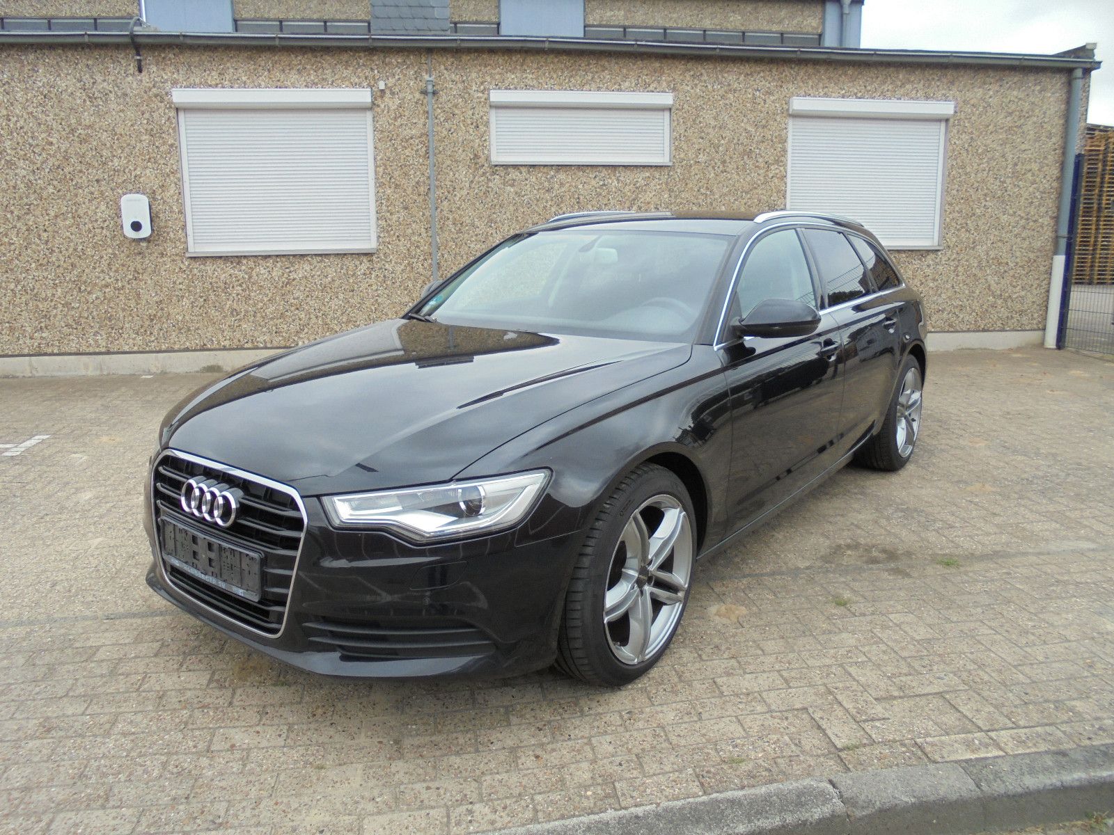 Audi A6 - 1