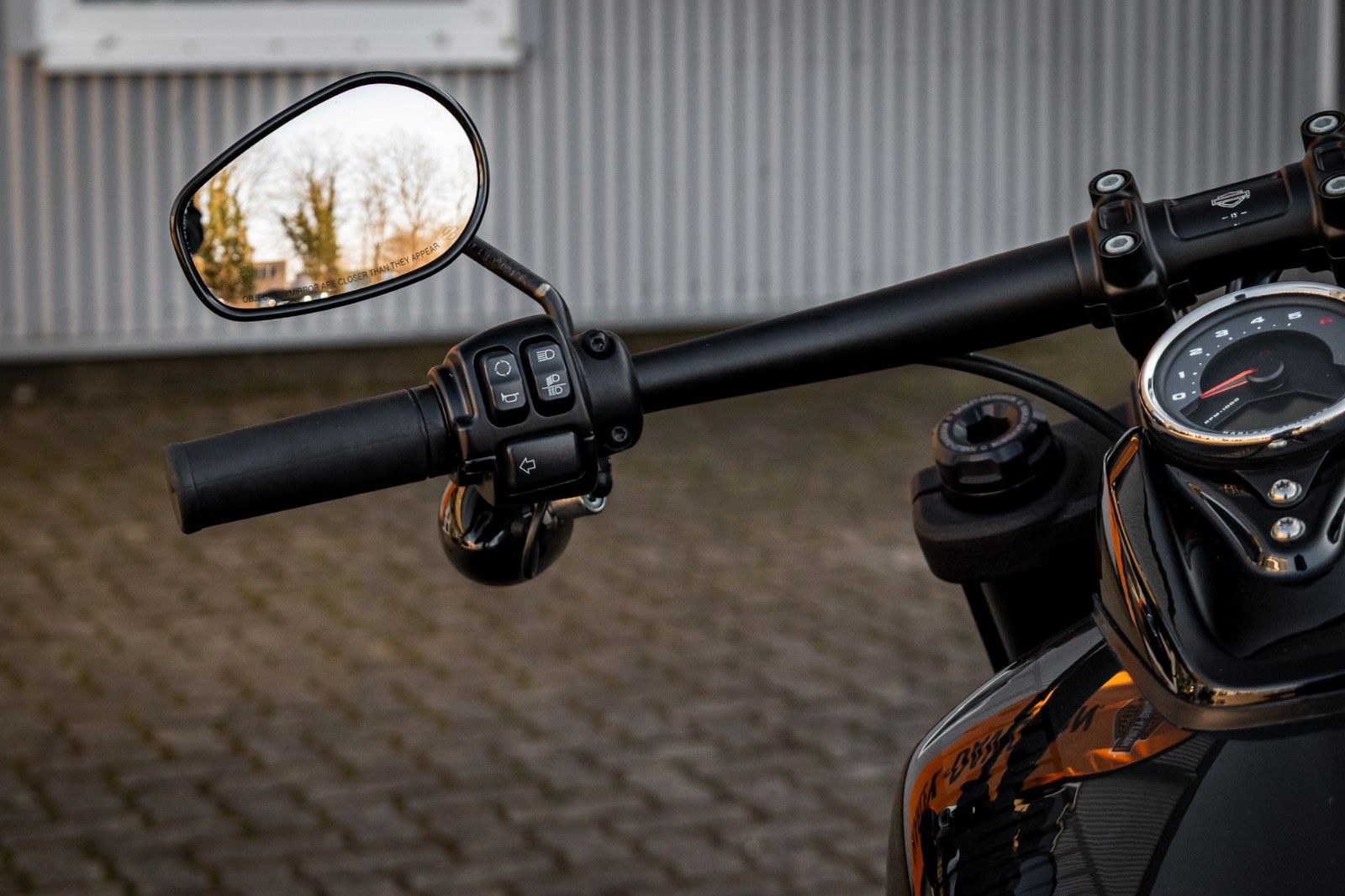 Fahrzeugabbildung Harley-Davidson FXFBS FAT BOB 114 CUI SOFTAIL