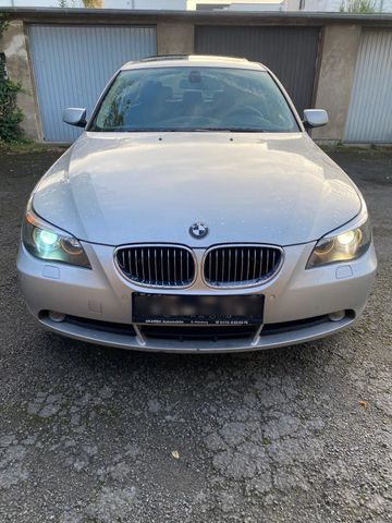 BMW 5er 523i mit Prins gansanlge