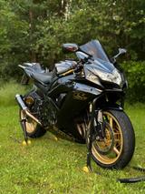 Suzuki GSX-R  600 K8 - SUZUKI GSX 8R