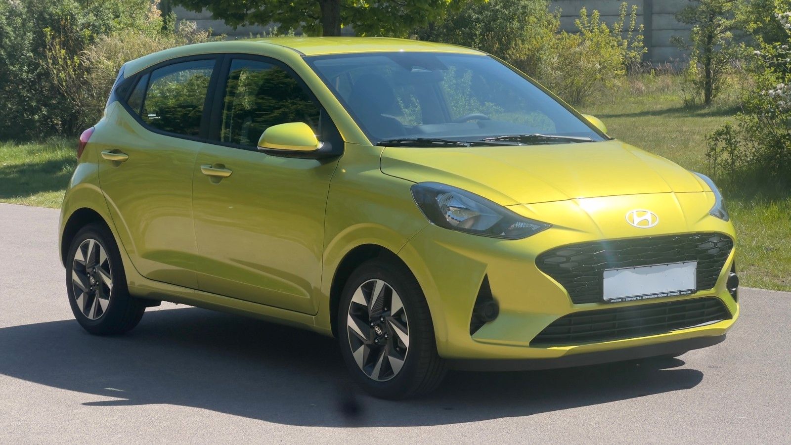 Fahrzeugabbildung Hyundai i10 1.0 Trend *Klima*Navi*CarPlay*PDC*RFKamera*