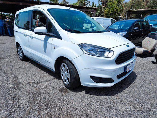 Image of Ford Tourneo Courier