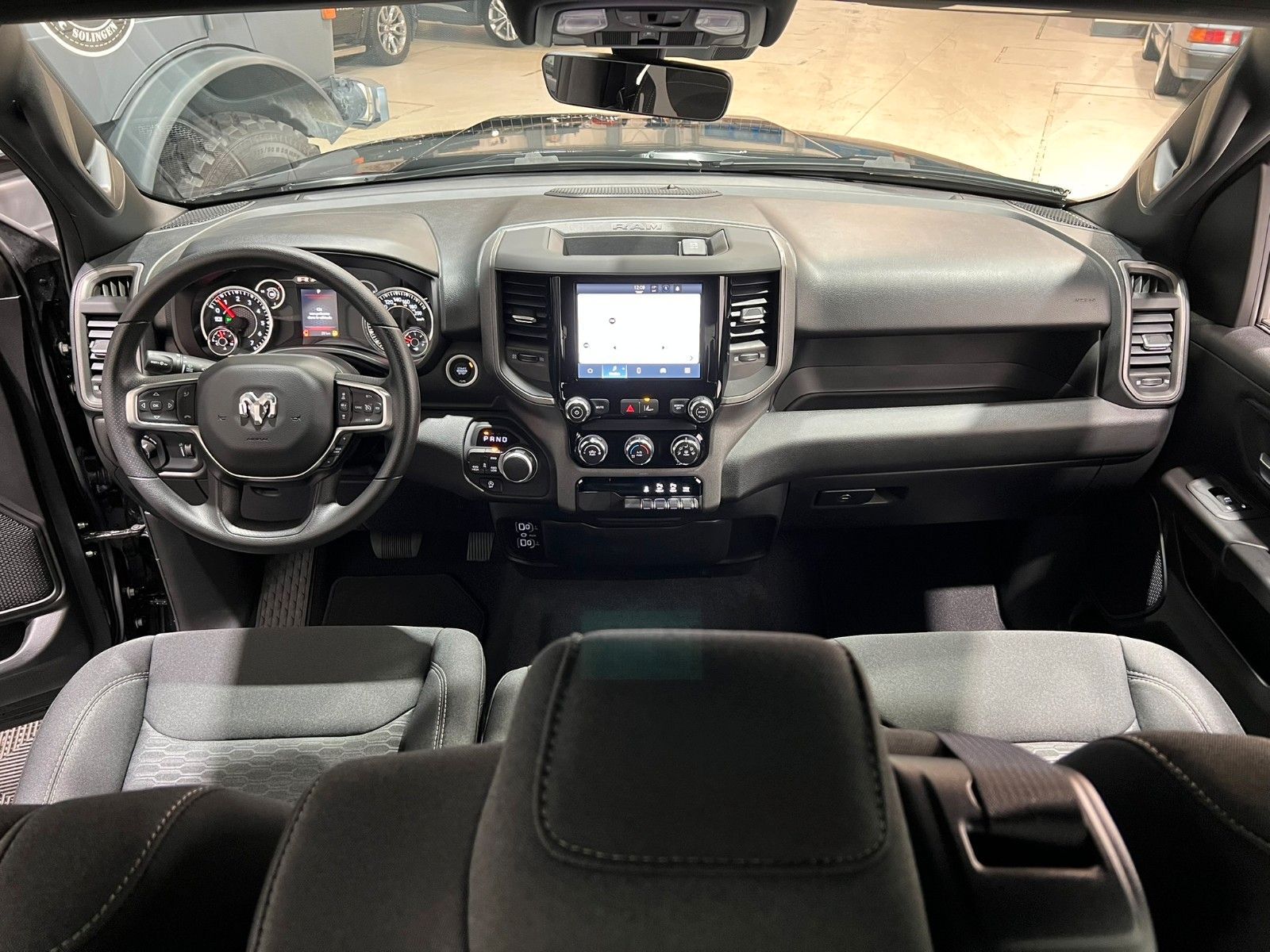 Fahrzeugabbildung Dodge RAM 1500 Tradesman Night 3.0L MY25 *6. Sitz*