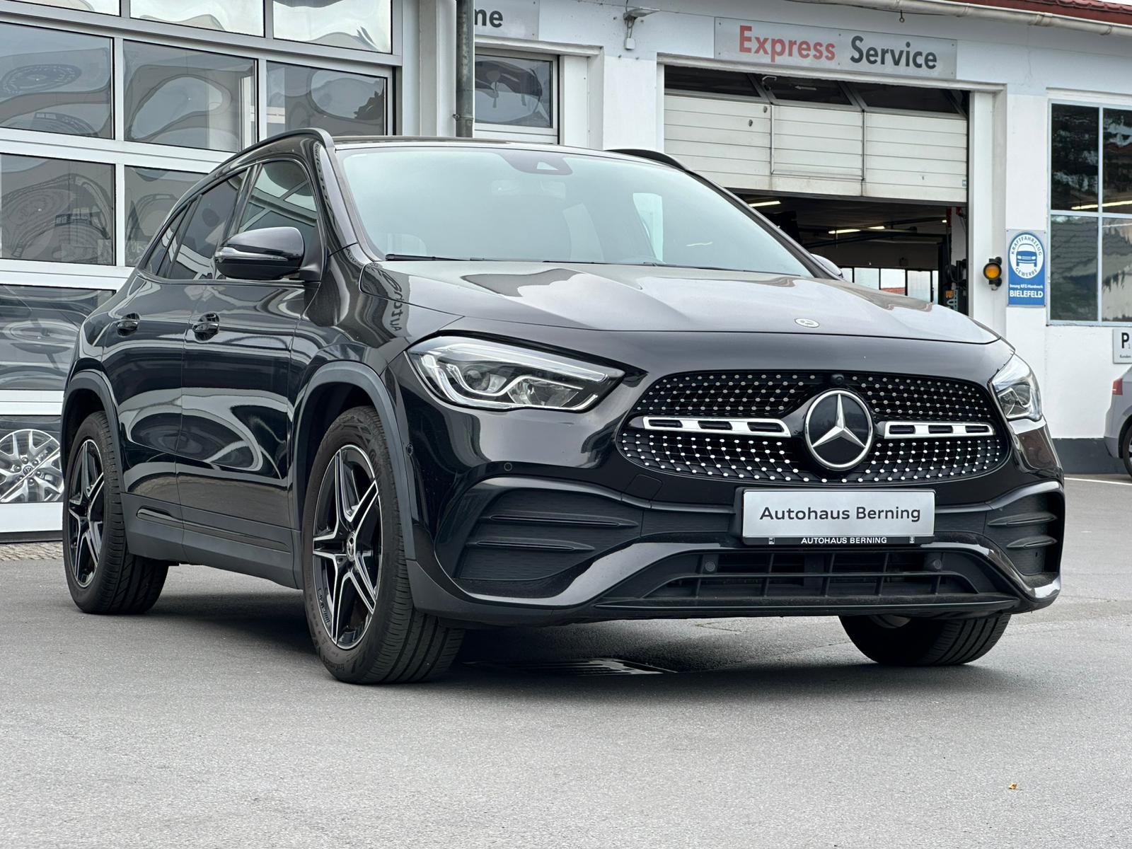 Mercedes-Benz GLA 220d AMG LINE NIGHT PAKET MBUX KAMERA AHK