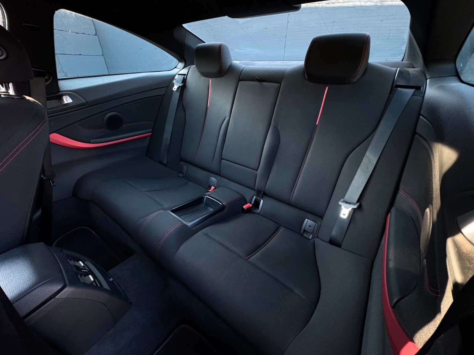 Fahrzeugabbildung BMW 420i Coupé Sport Line Carbon M-Spiegel Bi-Xenon