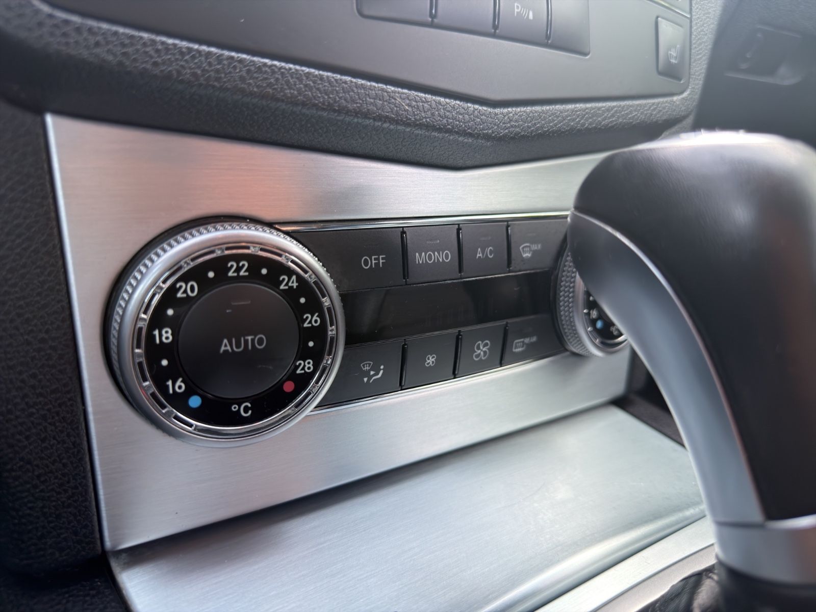 Fahrzeugabbildung Mercedes-Benz C 180 T BlueEfficiency/Klimaautom./PDC/