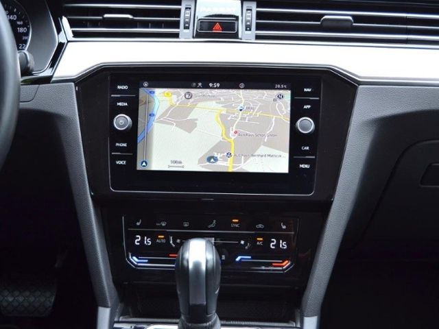 Passat Variant 2.0 TDI DSG Elegance IQ.DRIVE/AHK