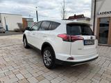 Toyota RAV 4 2,5-l-Hybrid 4x2 Team Deutschland  - Toyota RAV 4 aus 2019