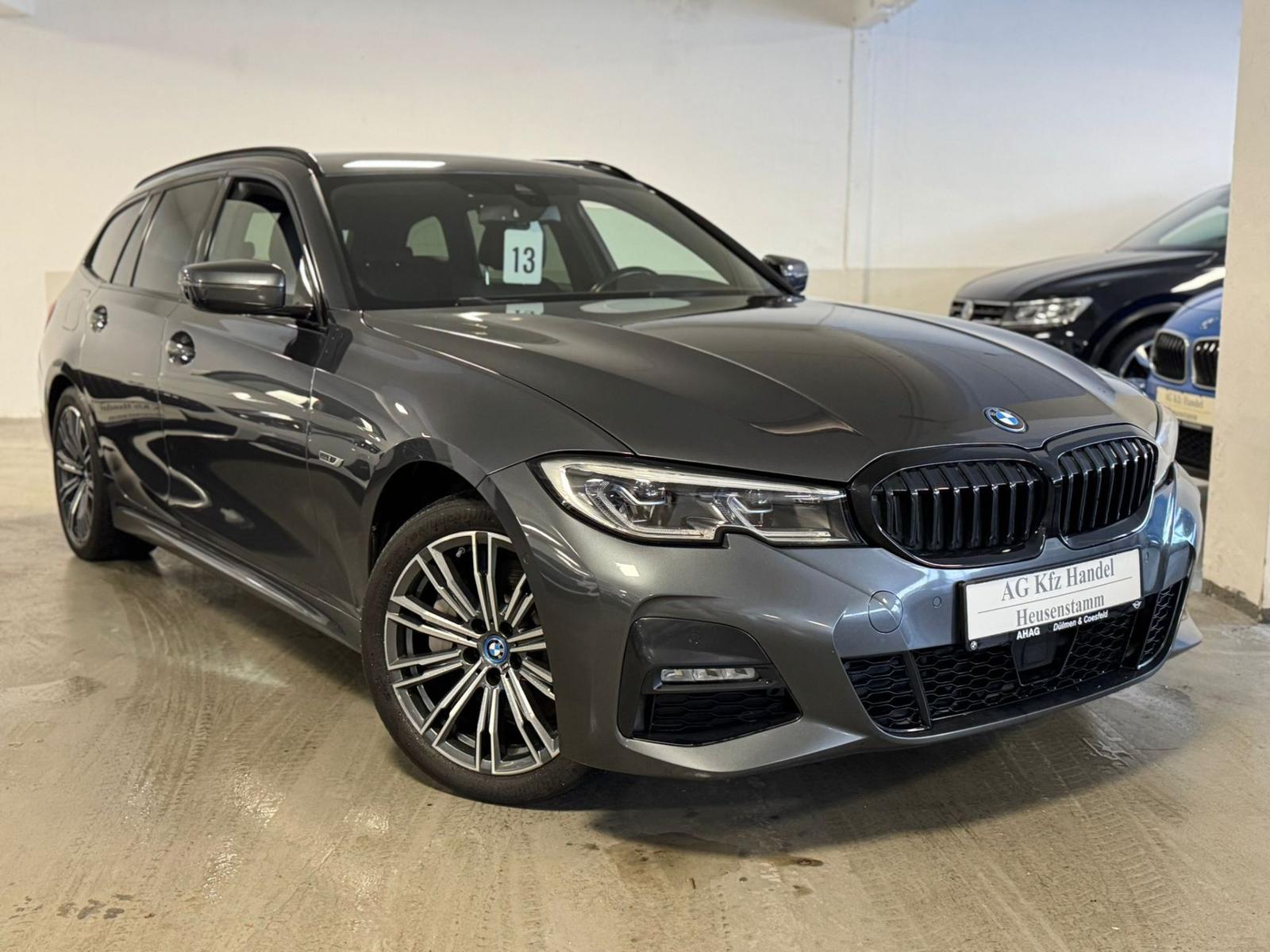 BMW 330 e M SPORT/HUD/CAM/WIFI/HIFI/AHK/KEYGO