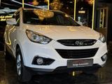 Hyundai ix35 Style 2WD*Autom/Sitzhzg/Temp/KeylessGo* - Hyundai ix35 mit Benzin-Antrieb: Automatik