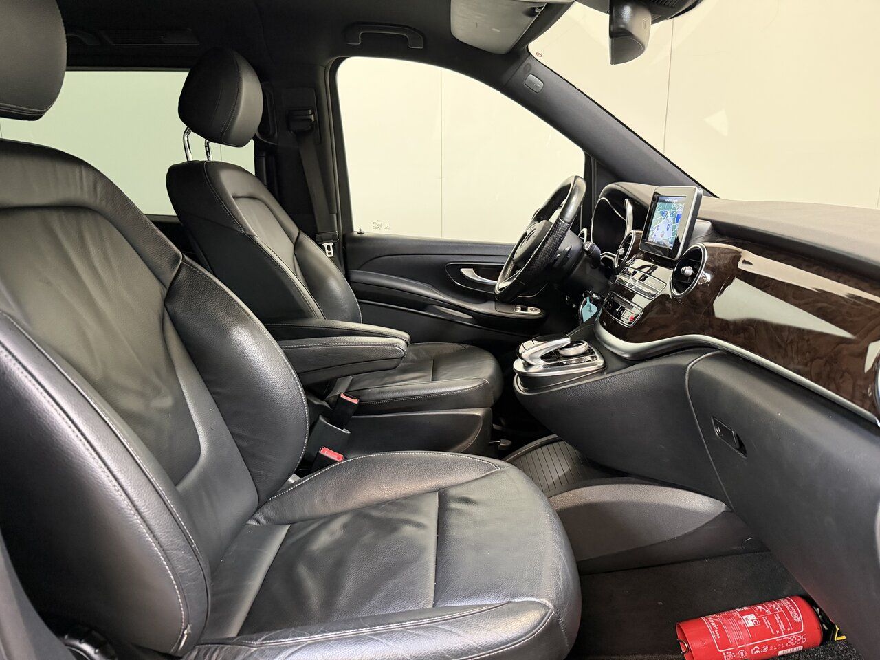 Mercedes-Benz V 250 d Autom. Extra Long 5PL. Avantgarde - Dub  imagem 2