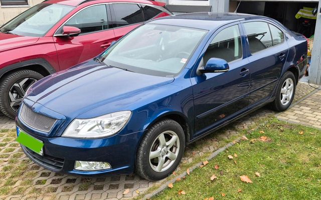 Skoda Octavia BJ 2012 / 88t KM / AHK / Aut...