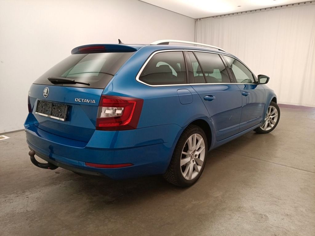 Fahrzeugabbildung SKODA Octavia Combi Style 1.5TSI LED/NAVI/SHZ/AHK