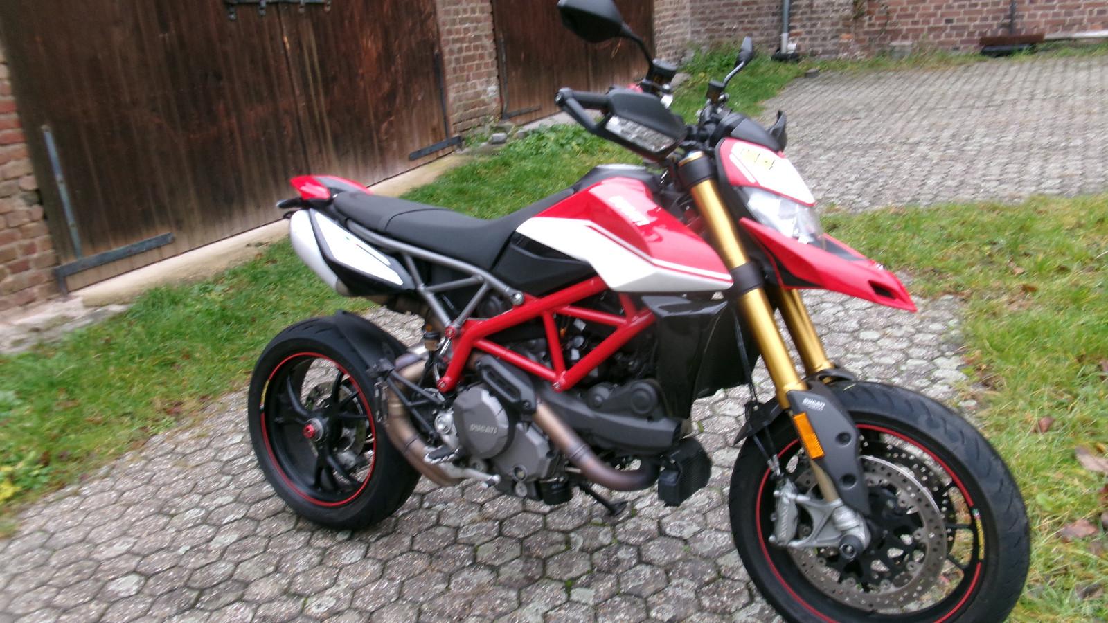 Ducati Hypermotard 950 SP