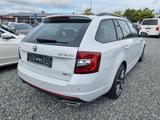 Skoda Octavia Combi RS DSG 4x4 ACC CarPlay LED MFL - Skoda Octavia: Allradantrieb