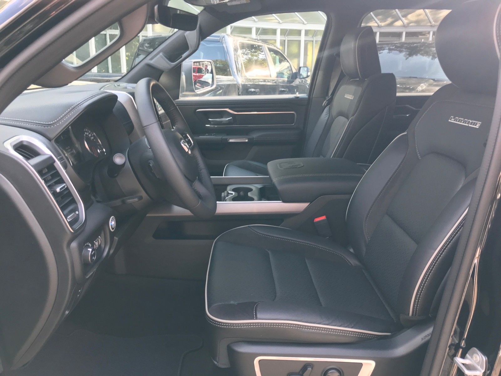 Fahrzeugabbildung Dodge RAM 1500 Laramie Sport *LPG*AHK*Navi*MY23