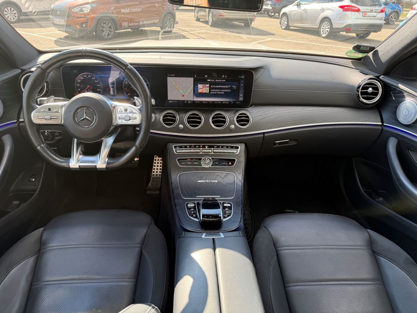 MERCEDES-BENZ E 63 AMG 4Matic EU6d-T HUD Luftfederung AD Nivea - Image 32