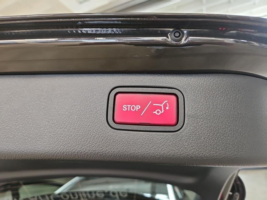 Fahrzeugabbildung Mercedes-Benz C 300 e T +EDITION-AMG+AHK+DIGITAL+SOUND+PRESAFE
