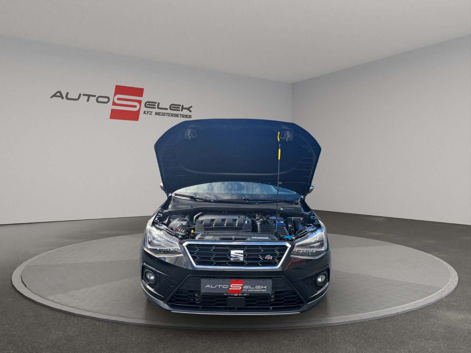 Fahrzeugabbildung SEAT Arona FR BUSINESS PAKET LED KAMERA NAVI AHK ACC