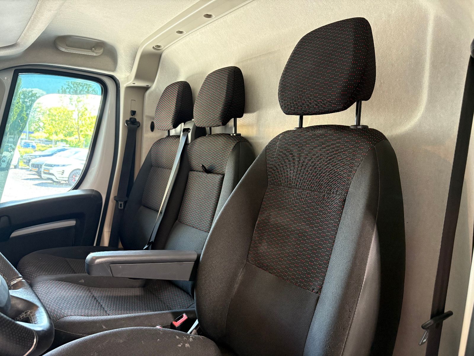 Fahrzeugabbildung Fiat Ducato/L4H2 RS: 4035 mm/KAMERA/APPLE/NAVI/3-SITZ