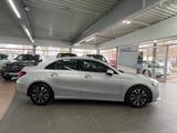 Mercedes-Benz A 180 d Limousine Style Agility+Media+Park+Navi - : Klimaanlage, Media