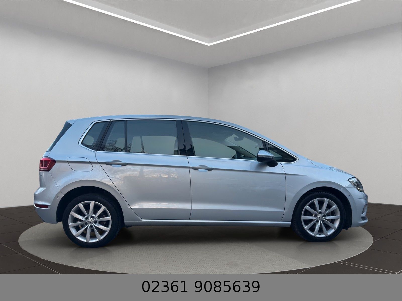 Fahrzeugabbildung Volkswagen Golf Sportsvan VII Highline Automatik/Navi