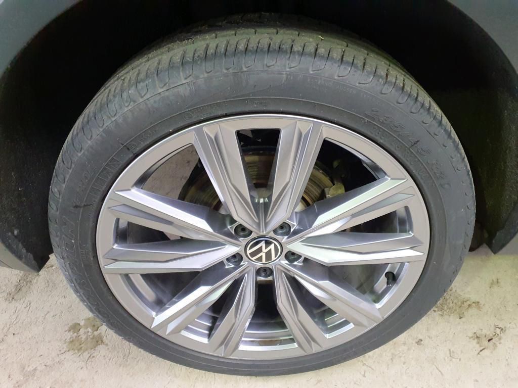 Volkswagen Tiguan Elegance 1.4 TSI eHybrid 180kW AHK*Pano
