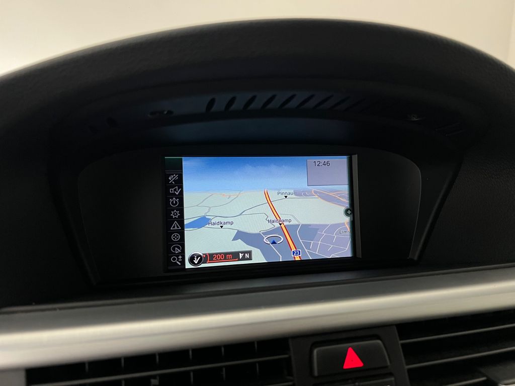 BMW 320d CABRIO M PAKET / NUR 102.tKM / GARANTIE / BMW 320d CABRIO M PAKET / NUR 102.tKM / GARANTIE /