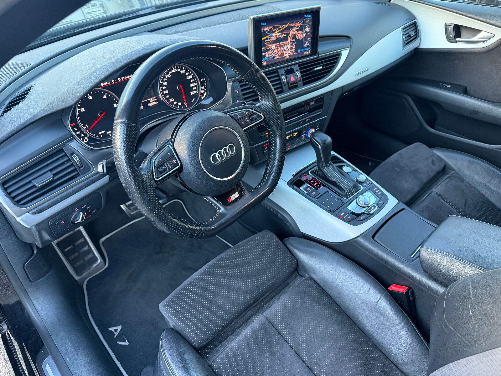 Fahrzeugabbildung Audi A7 3.0 TDI clean Quattro/S-LINE/MATRIX/KAMERA
