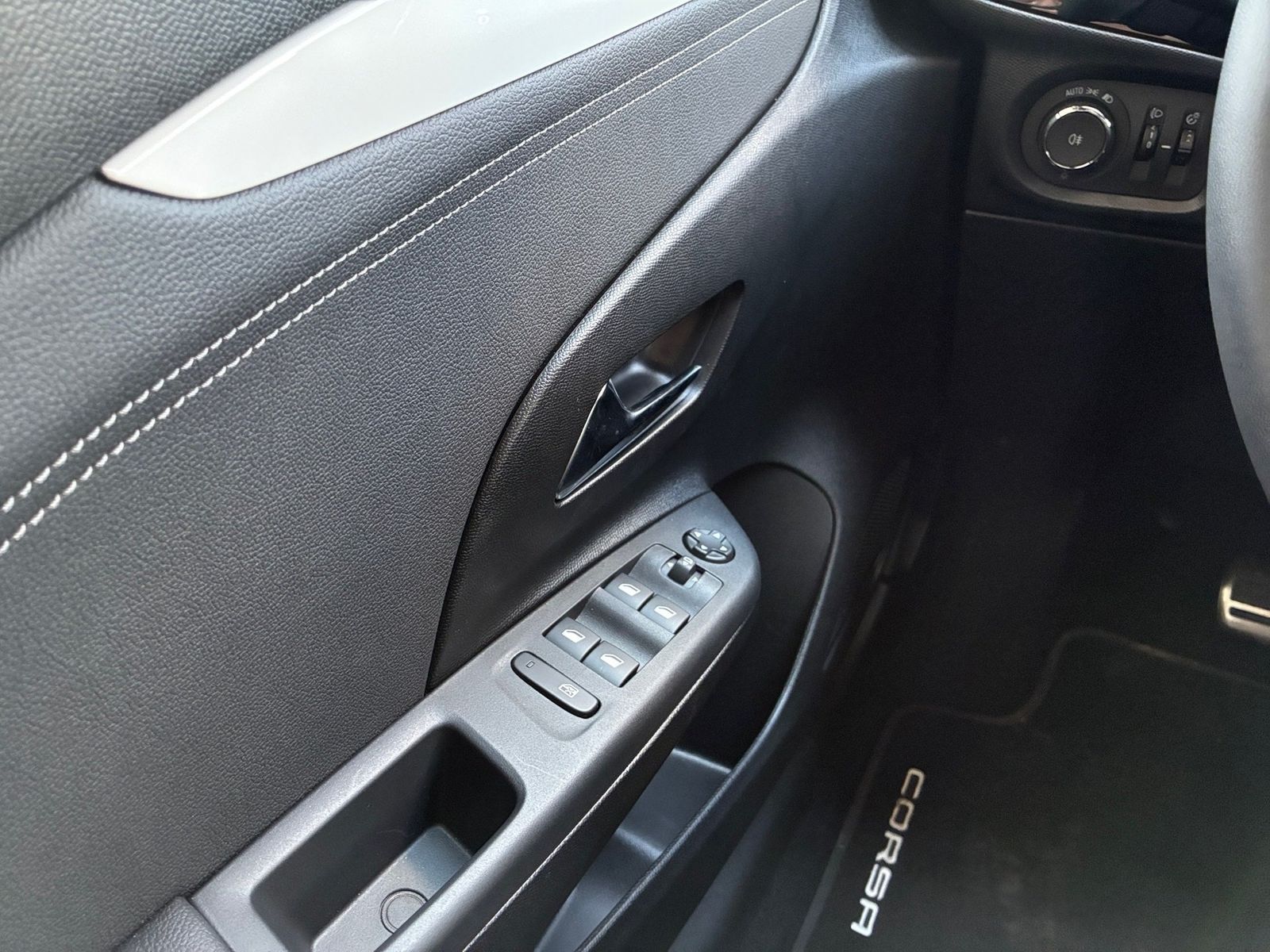 Fahrzeugabbildung Opel Corsa F 1.2 Turbo GS Kamera,LED,SHZ,PDC,Facelift
