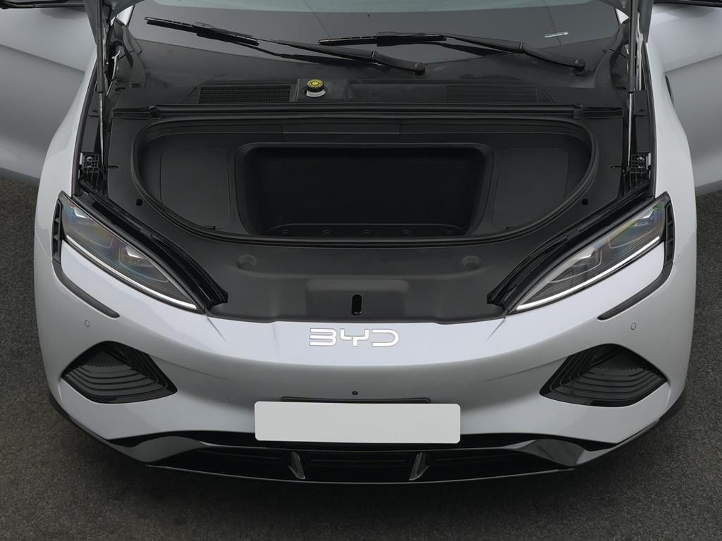 BYD SEAL