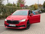Skoda Fabia 1.0l MPI - KLIMA - DAB - LED - 8 RÄDER!