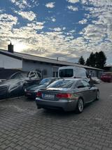 BMW 330i Coupé - BMW 330 aus 2007: Coupe